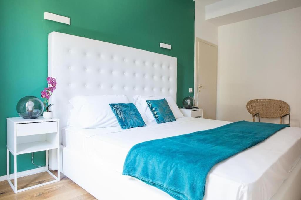 My Trastevere Three Bedroom View Apartment -Top Collection Рим Екстер'єр фото