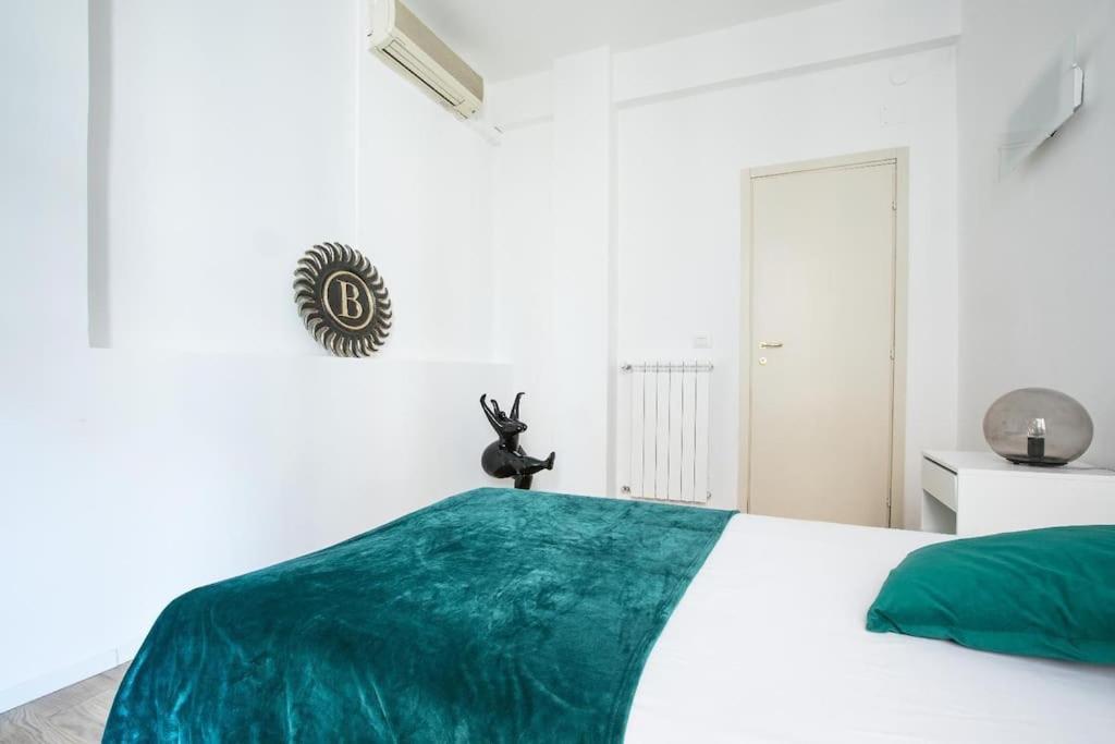 My Trastevere Three Bedroom View Apartment -Top Collection Рим Екстер'єр фото